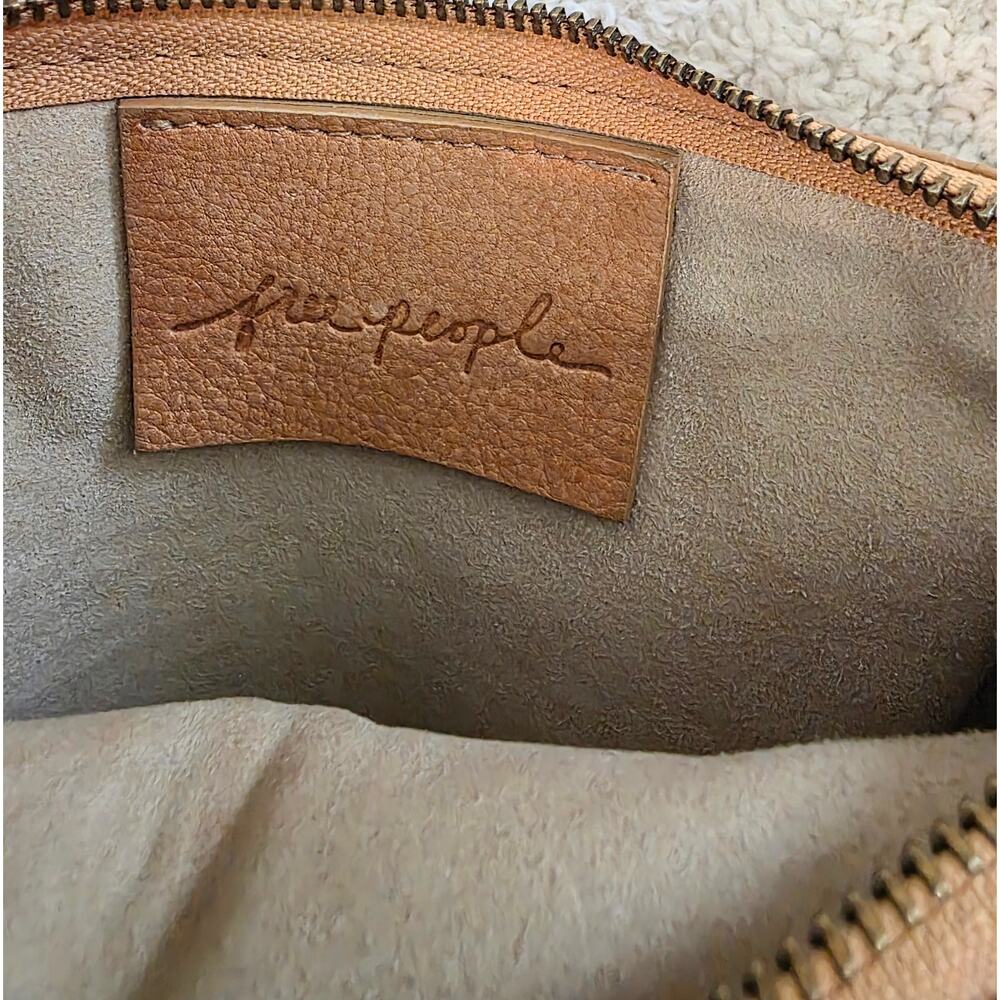 Free People Genuine Leather Crossbody/Shoulder Bag Camel/Orange Changed Strap - Picture 4 of 7